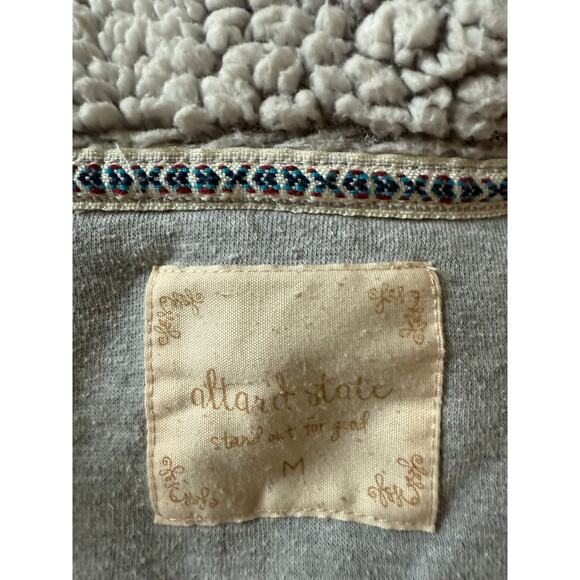 Altard State Gray Faux Fur Sherpa Hoodie Jacket Medium Zip Front Cozy Lined Sz M - Picture 5 of 7